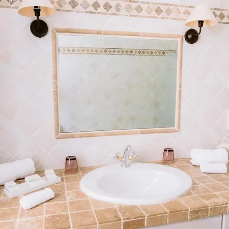 De La Rose - Teritoria Hotel 3*