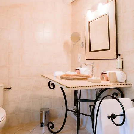 De La Rose - Teritoria Hotel